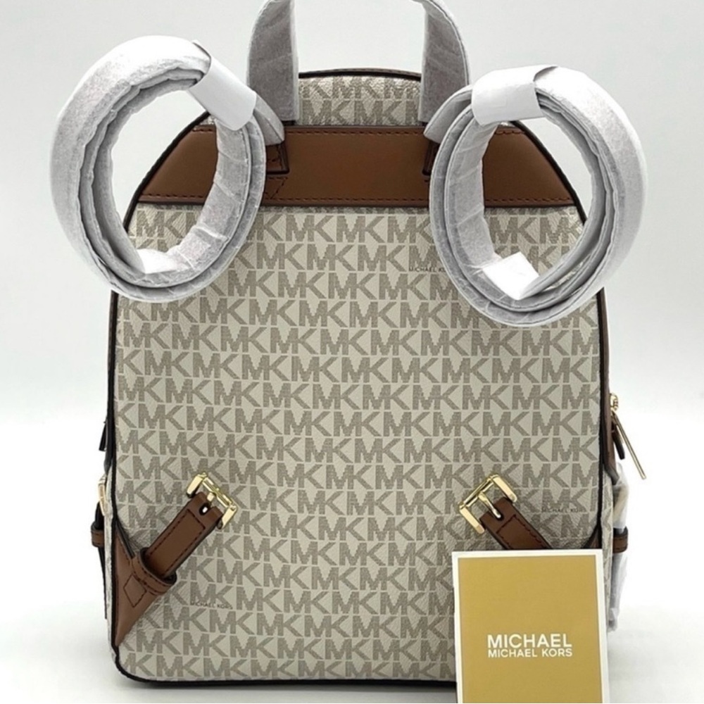 Michael Kors Jaycee Medium Zip Packet Backpack Vanilla/Brown - Picture 4 of 11
